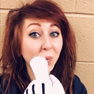 Meet your Posher, Bailey